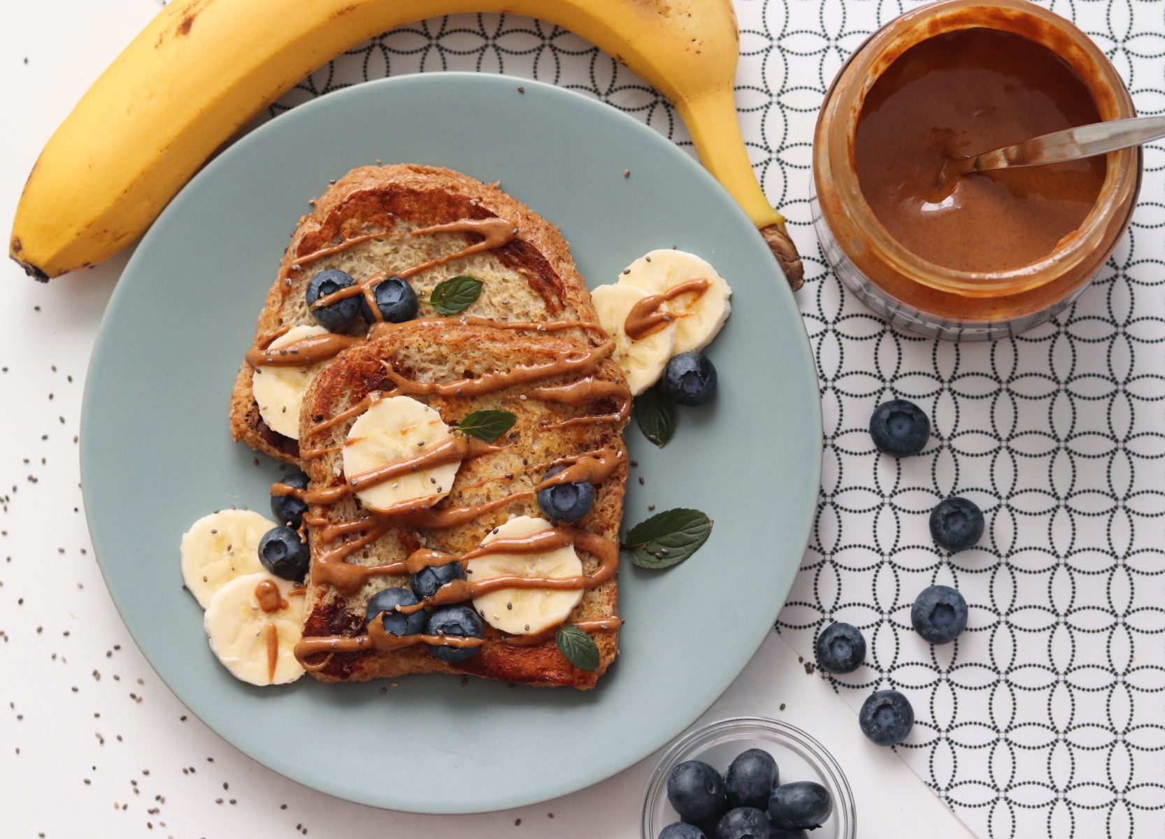 Fitness French toast recipe made of 4 ingredients