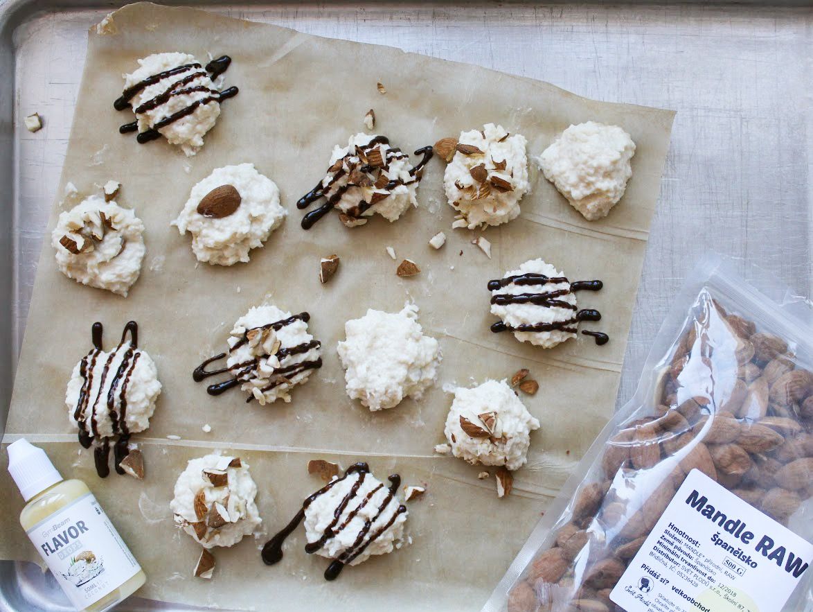 Рождественское кокосовые шарики