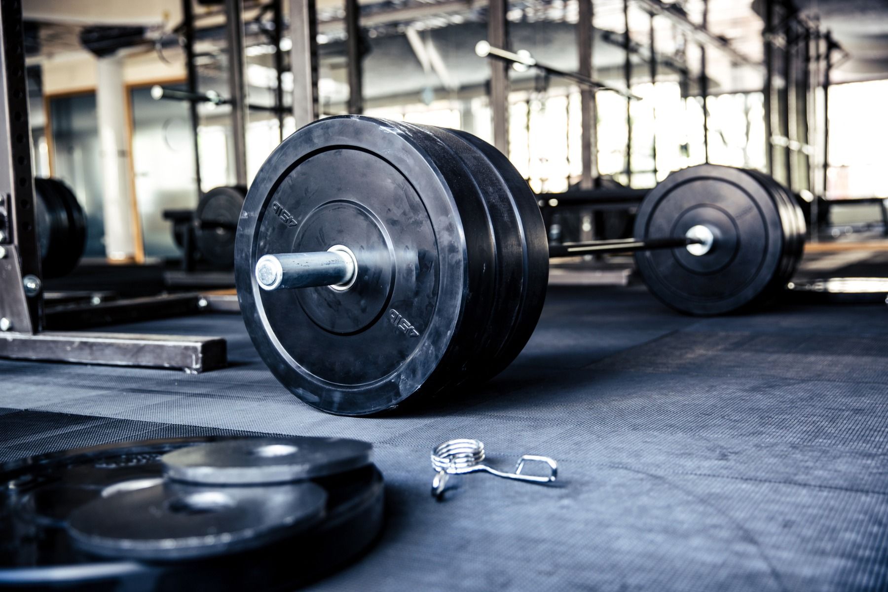 11 gym etiquette rules - Have respect to the weights