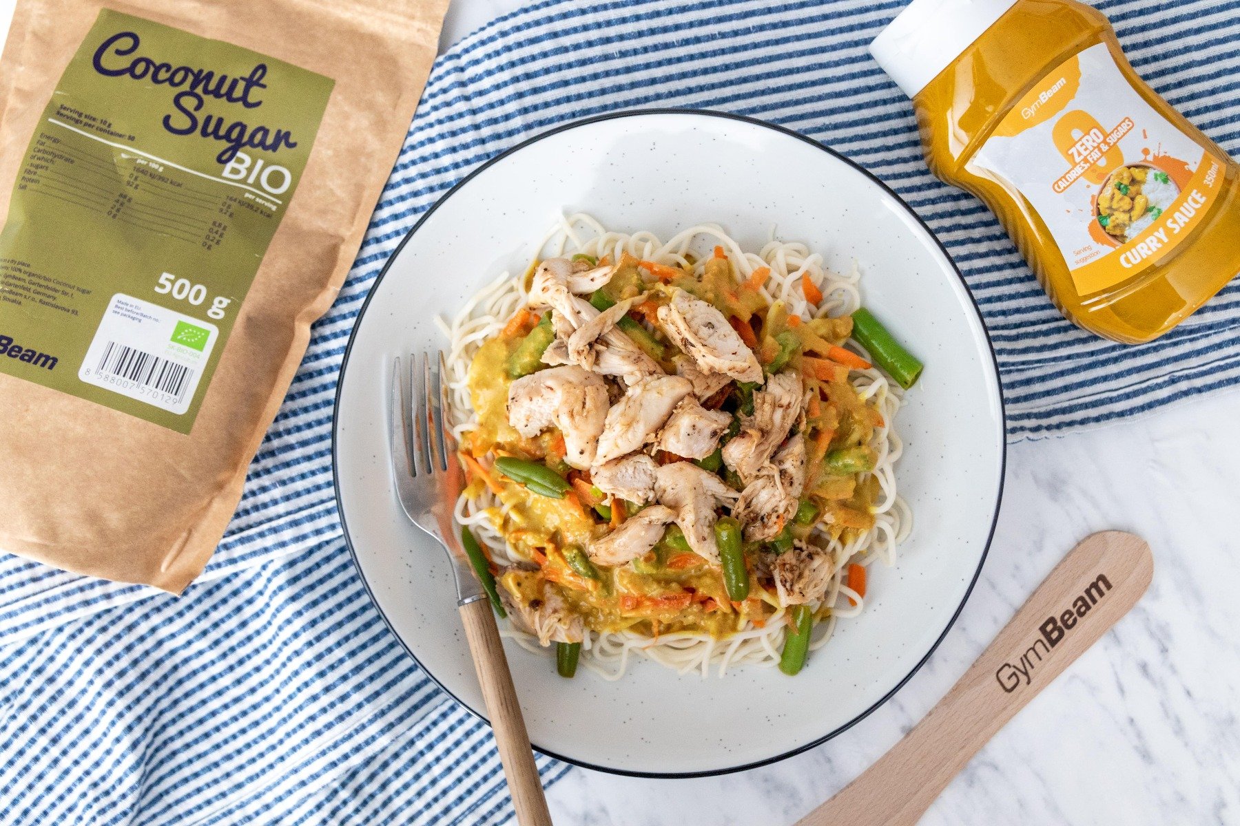 Fitness recipe: Oriental curry pasta with chicken and vegetables